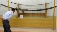 esta enorme espada del siglo 15 fue utilizado por un samurai nephilim gigante