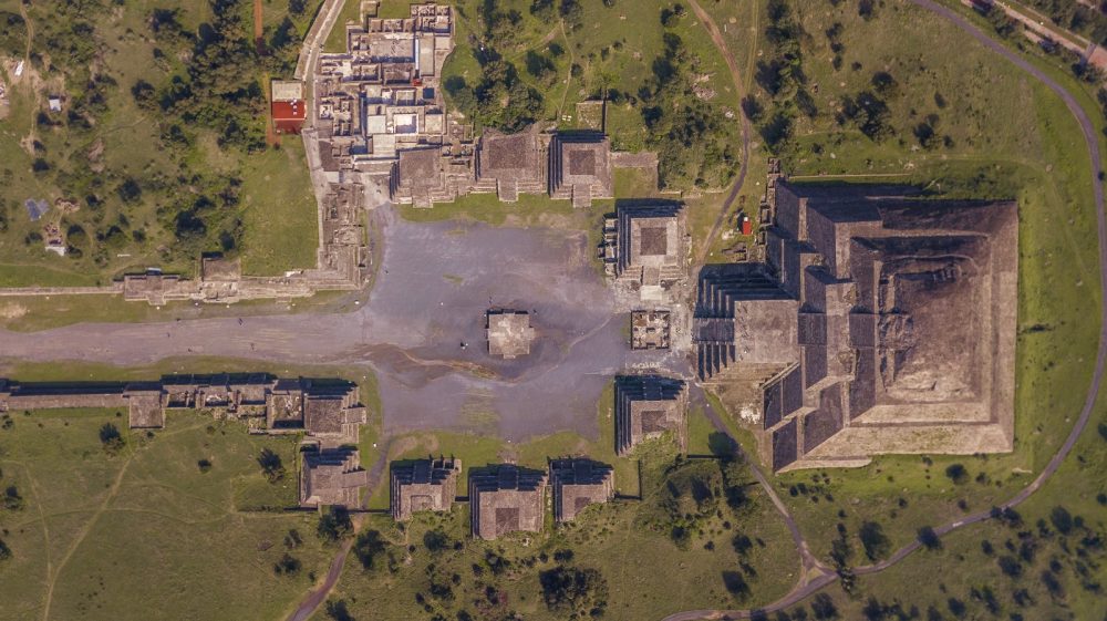 Una vista aérea de una sección de la antigua ciudad de Teotihuacan. Shutterstock